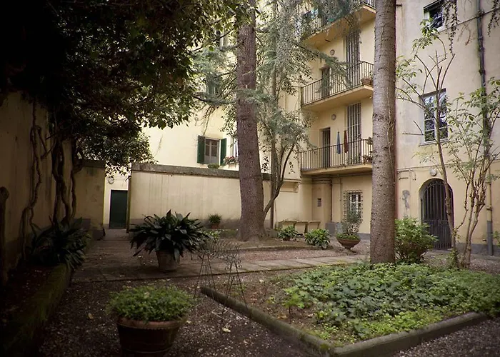 La Colonna Historic Centre Lucques