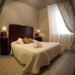 La Colonna Historic Centre 3* Lucca