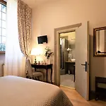 La Colonna Historic Centre 3*