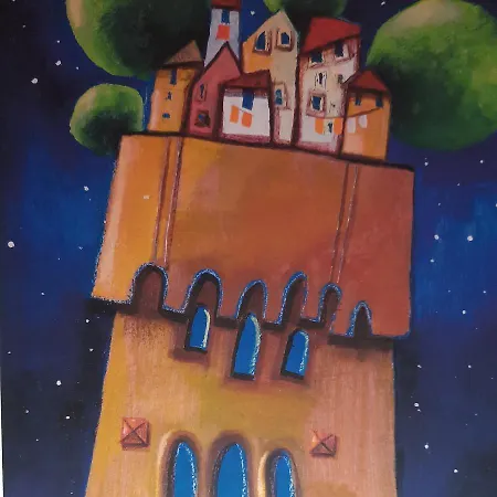 La Colonna Historic Centre