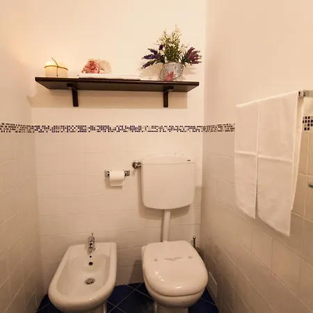 La Colonna Historic Centre 3* Lucca