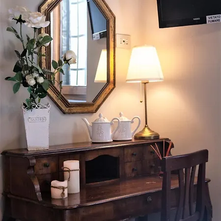 La Colonna Historic Centre 3* Lucca