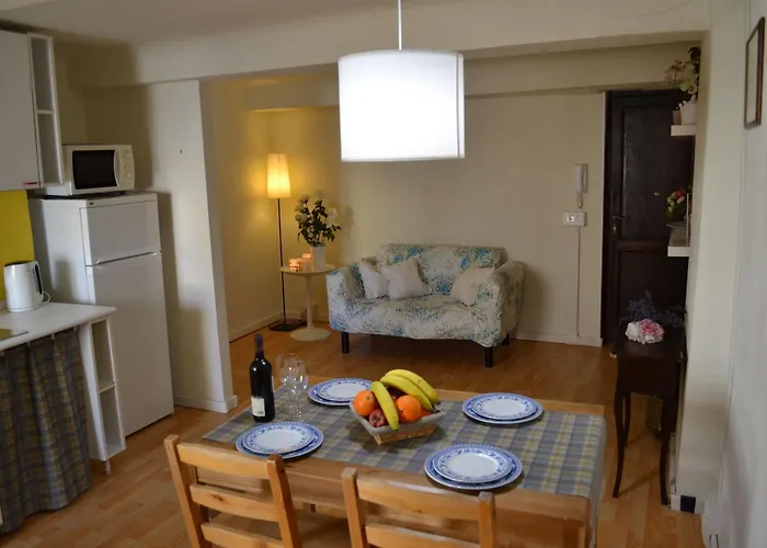 Gasthuis La Colonna Historic Centre 3*