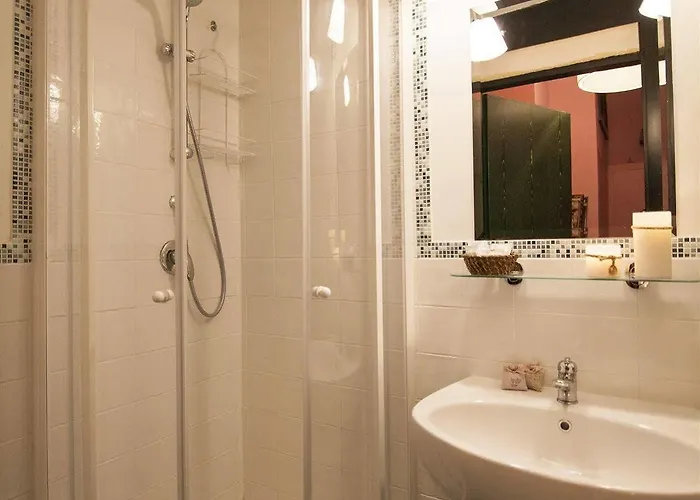 La Colonna Historic Centre Lucca